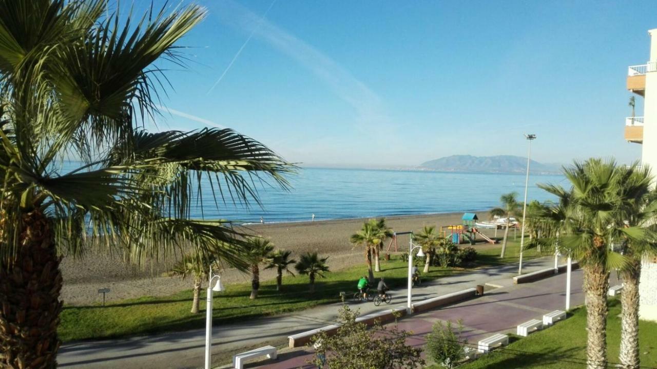 Apartamento Mediterráneo Rincón de la Victoria Exterior foto